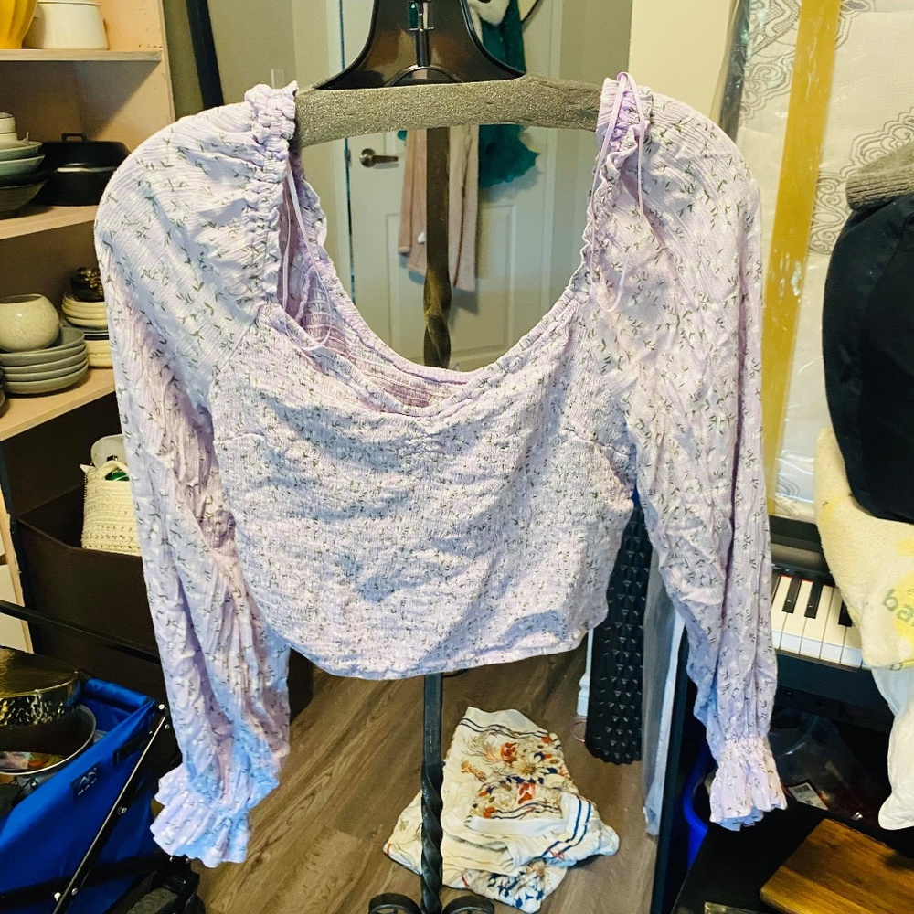 Hollister Purple Crop top
